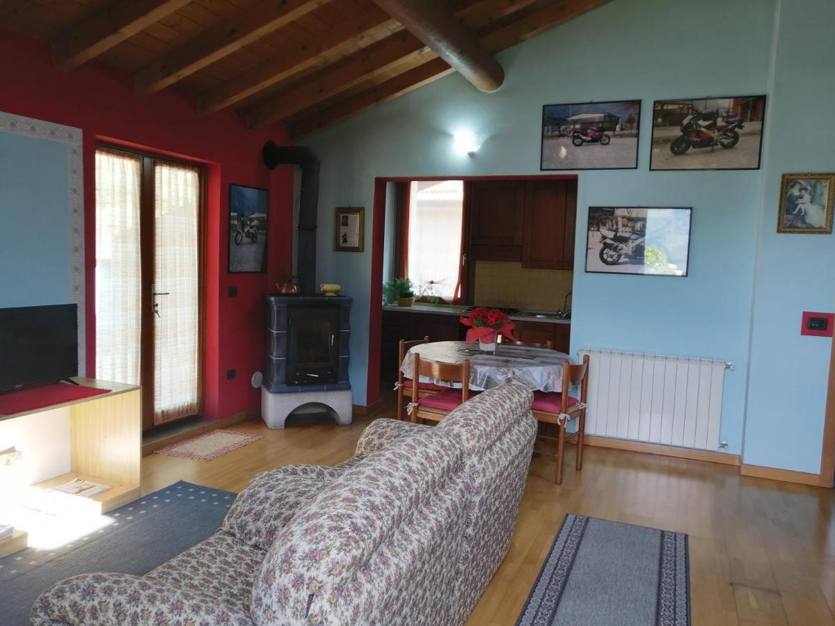 B&B I Viandanti Piancogno Екстериор снимка
