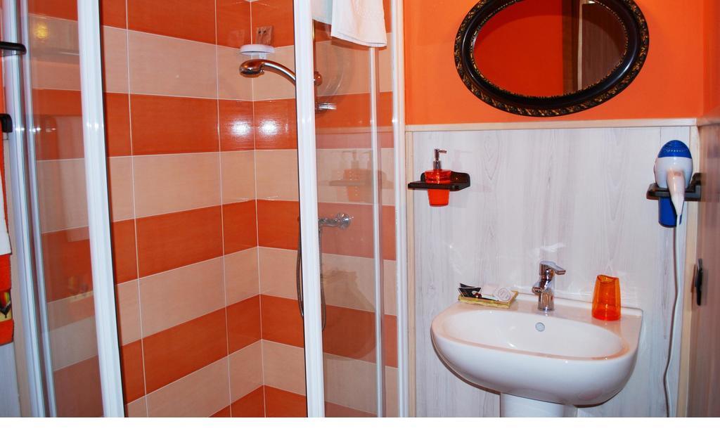 B&B I Viandanti Piancogno Стая снимка